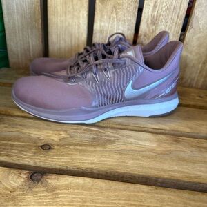 Nike In Season TR8 Smoky Mauve